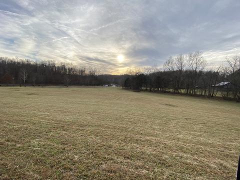1396 Rogues Fork Rd, Bethpage, TN 37022 photo 1