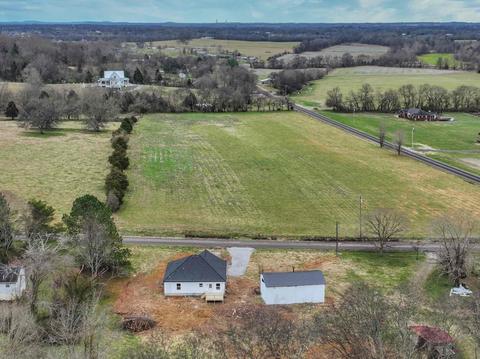 105 Chipman Rd, Bethpage, TN 37022 photo 24