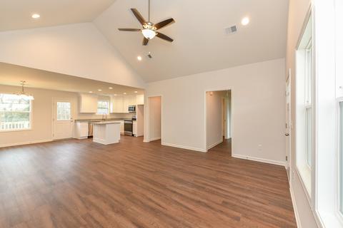 105 Chipman Rd, Bethpage, TN 37022 photo 7
