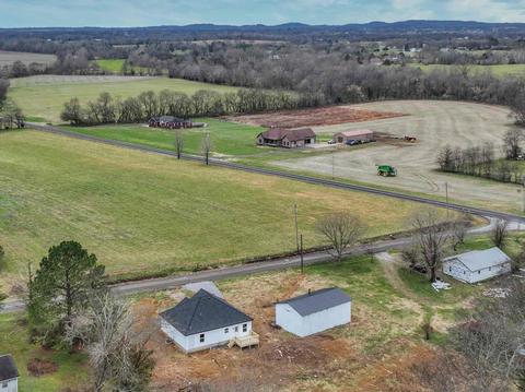 105 Chipman Rd, Bethpage, TN 37022 photo 27