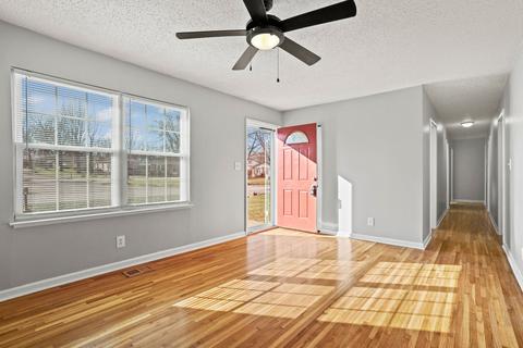 104 Greer Dr, Springfield, TN 37172 photo 7