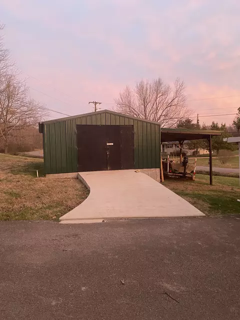 200 Circle Dr, Mcewen, TN 37101 photo 24