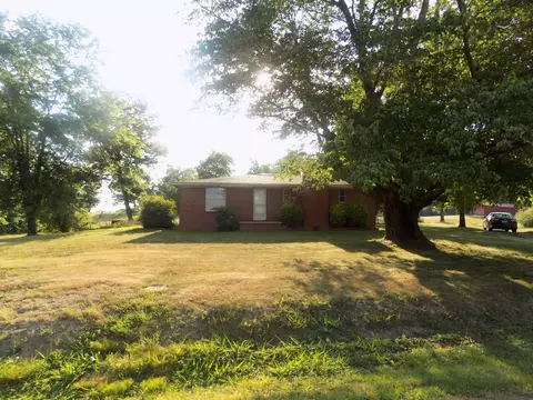 85 Young Rd, Ringgold, GA 30736 photo 2