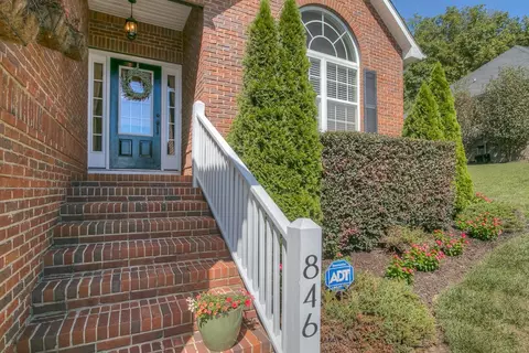 846 Windrush Loop, Chattanooga, TN 37421 photo 4