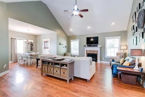 846 Windrush Loop, Chattanooga, TN 37421 photo 12