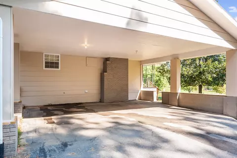 135 Joyce Ln, Jasper, TN 37347 photo 25