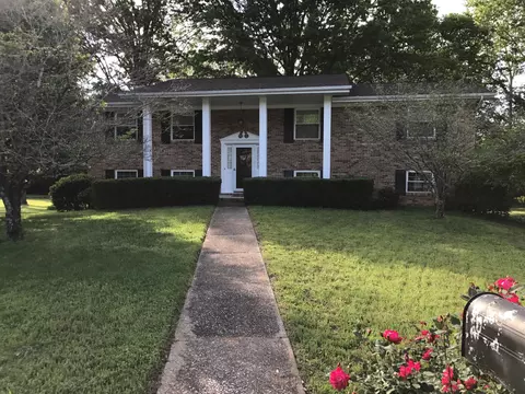 8195 Lynette Ct, Chattanooga, TN 37421 photo 1