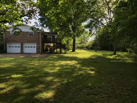 8195 Lynette Ct, Chattanooga, TN 37421 photo 4