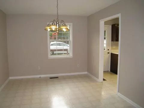 201 E Teems Rd, Ringgold, GA 30736 photo 3