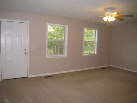 201 E Teems Rd, Ringgold, GA 30736 photo 5