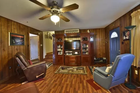 102 Sharp Ln, Spring City, TN 37381 photo 4