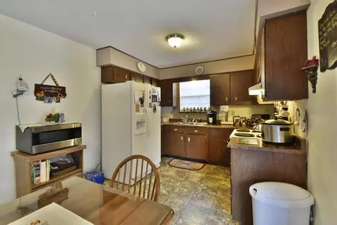 102 Sharp Ln, Spring City, TN 37381 photo 9