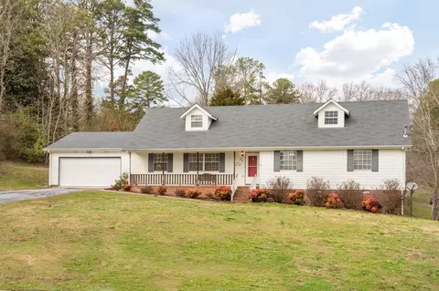 54 Robert E Lee Dr, Ringgold, GA 30736 photo 1
