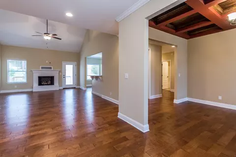 7259 Will Dr, Harrison, TN 37341 photo 3