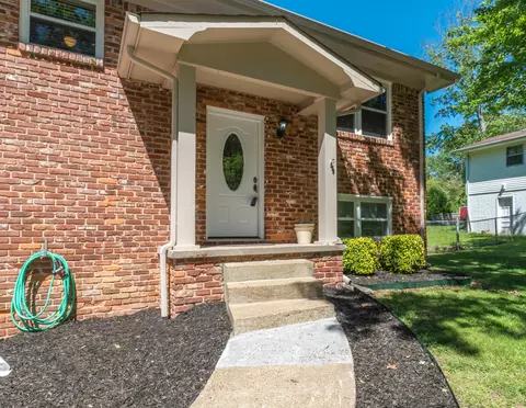 4034 E Freedom Cir, Ooltewah, TN 37363 photo 4