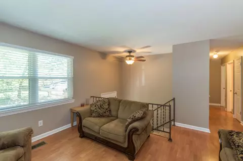 4034 E Freedom Cir, Ooltewah, TN 37363 photo 6