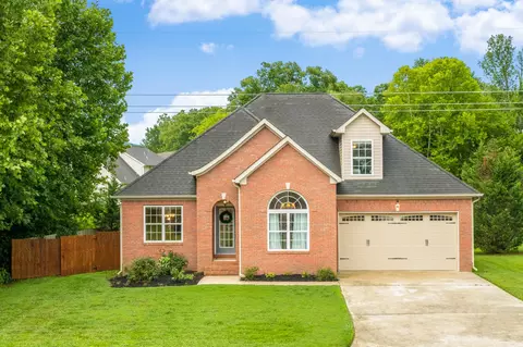 8664 Streamside Dr, Ooltewah, TN 37363 photo 1