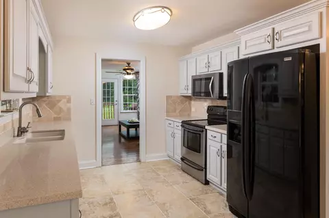 8664 Streamside Dr, Ooltewah, TN 37363 photo 16
