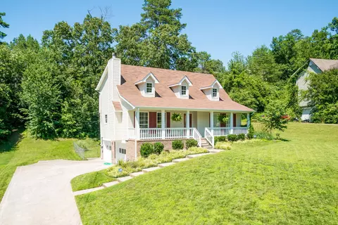 8221 Fallen Maple Dr, Chattanooga, TN 37421 photo 4