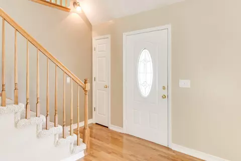 8221 Fallen Maple Dr, Chattanooga, TN 37421 photo 9