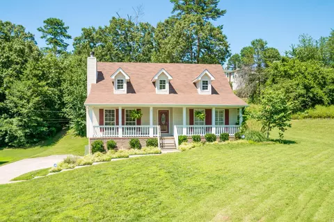 8221 Fallen Maple Dr, Chattanooga, TN 37421 photo 3
