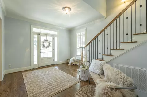 8350 Front Gate Cir, Ooltewah, TN 37363 photo 4