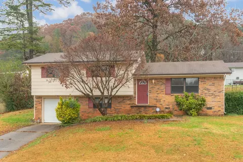 5923 Hillcrest Dr, Harrison, TN 37341 photo 4