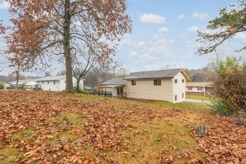 5923 Hillcrest Dr, Harrison, TN 37341 photo 9