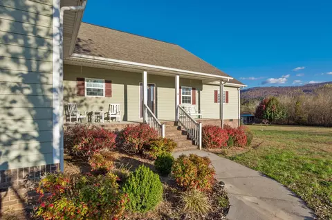 8 Riverside Dr, Dunlap, TN 37327 photo 2