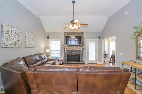 7973 Tranquility Dr, Ooltewah, TN 37363 photo 5