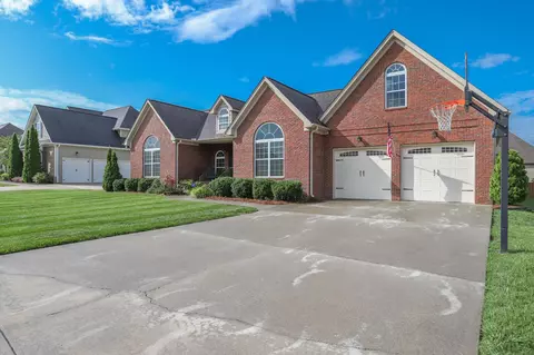 7973 Tranquility Dr, Ooltewah, TN 37363 photo 3