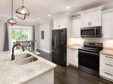 7138 Will Dr, Harrison, TN 37341 photo 9