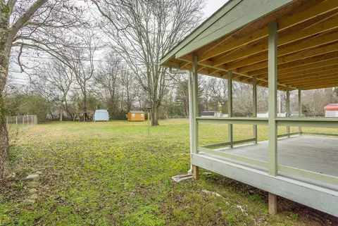 1031 N Dennis Ave, Jasper, TN 37347 photo 3