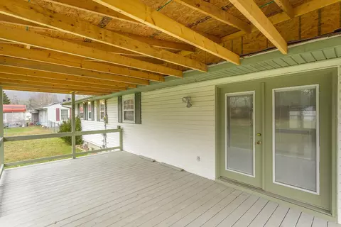 1031 N Dennis Ave, Jasper, TN 37347 photo 4