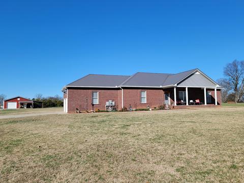 1039 Haley Brook Dr, Springfield, TN 37172 photo 1