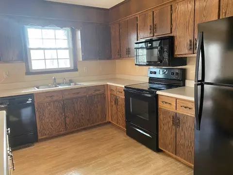 116 Browns Ln, Loretto, TN 38469 photo 7