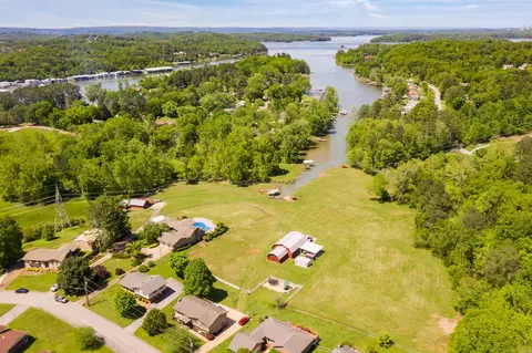 6503 Mill Stream Dr, Harrison, TN 37341 photo 4