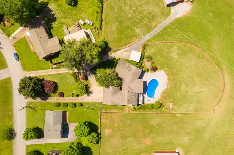 6503 Mill Stream Dr, Harrison, TN 37341 photo 5