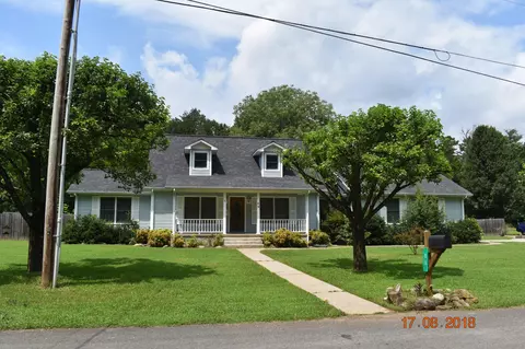 99 Maple St, Dunlap, TN 37327 photo 1