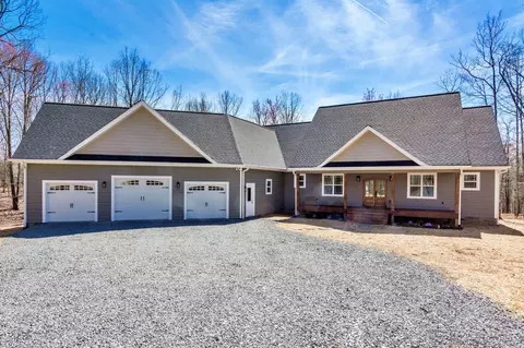 1832 Bluff View Dr, Dunlap, TN 37327 photo 1