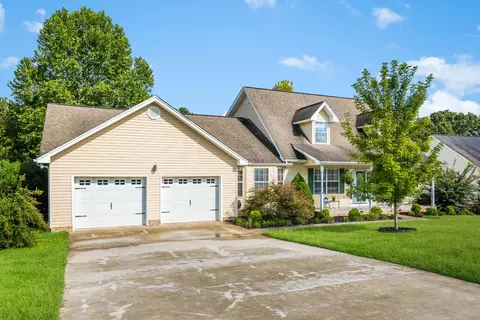 6455 River Stream Dr, Harrison, TN 37341 photo 2