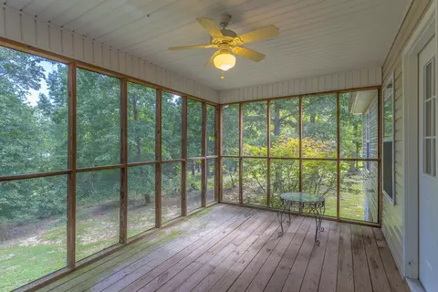422 Van Dell Dr, Rock Spring, GA 30739 photo 9