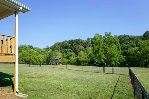 450 Bluff View Dr, Ringgold, GA 30736 photo 2