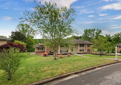 220 E Masters Rd, Hixson, TN 37343 photo 2