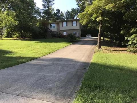 90 Sutton Dr, Ringgold, GA 30736 photo 3