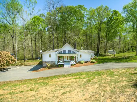 851 Hankins Rd, Rock Spring, GA 30739 photo 3