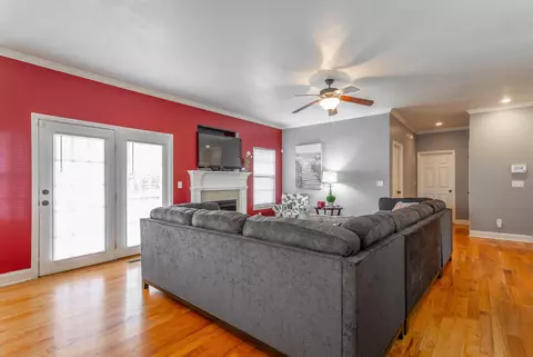 870 Windrush Loop, Chattanooga, TN 37421 photo 8