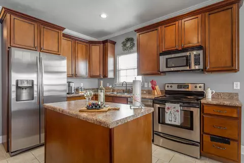 870 Windrush Loop, Chattanooga, TN 37421 photo 18