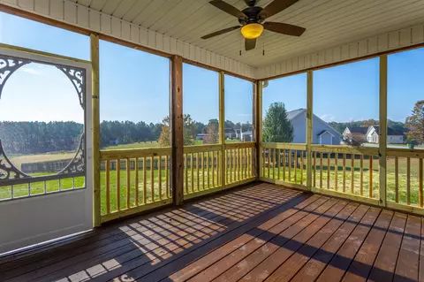 136 Maple Leaf Dr, Rock Spring, GA 30739 photo 5