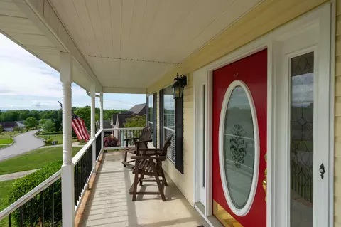 6364 River Stream Dr, Harrison, TN 37341 photo 4